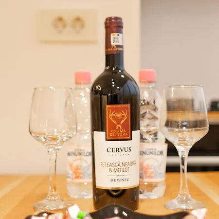 Modern Steps From Afi Mall Perfect For Couples By Mm Host *