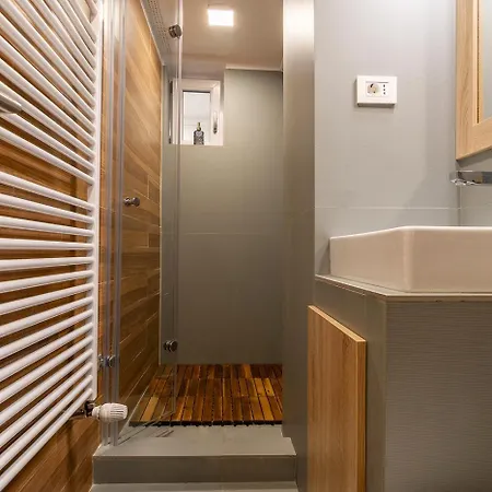 Modern Steps From Afi Mall Perfect For Couples By Mm Host * Braşov