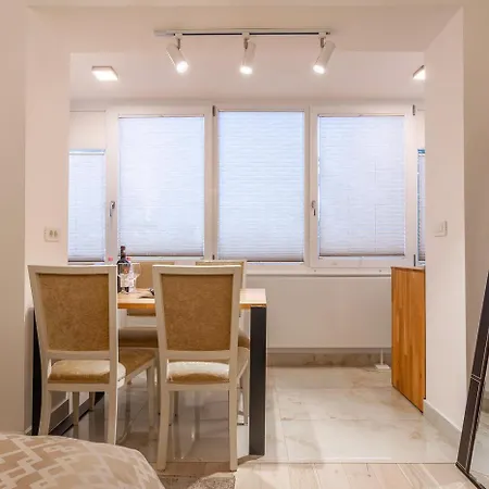 Apartamento Modern Steps From Afi Mall Perfect For Couples By Mm Host